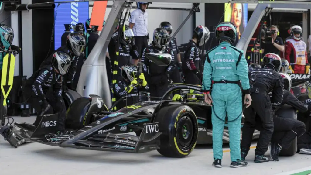 Composites in Formula 1 1 Composites in Formula 1