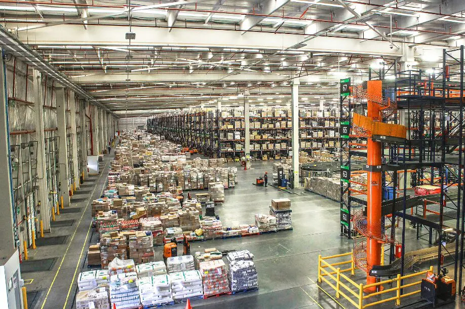 Are We Trying to Add Too Much Technology Into Our Warehouse Operations? 2 Warehouse Technology